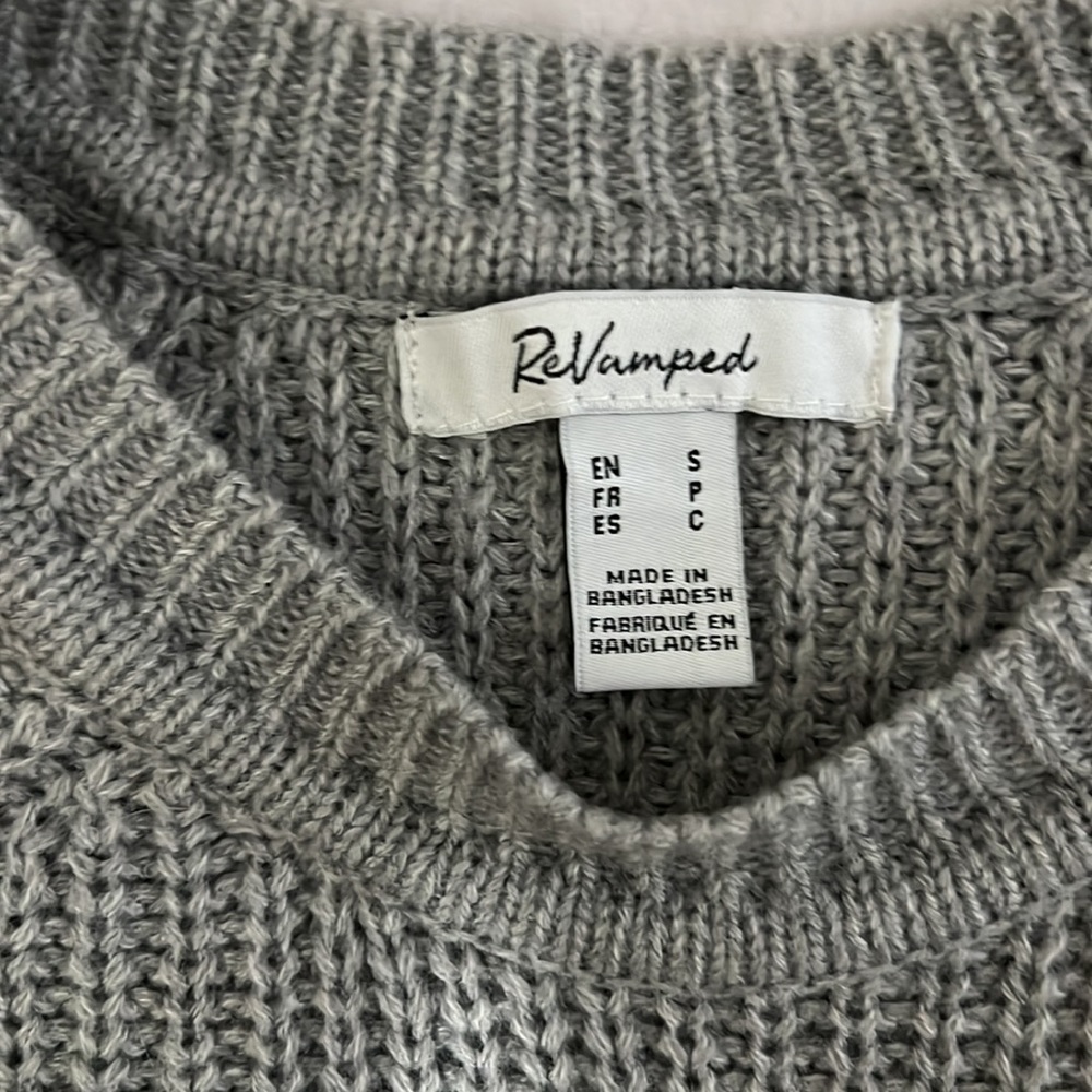 Sweater - Picture 3 of 7